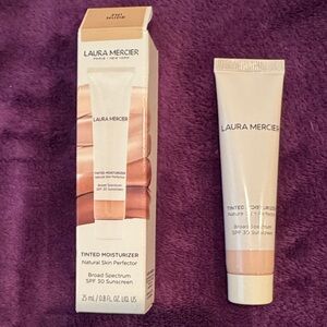 Laura Mercier Natural Nude Tinted Moisturizer SPF 30